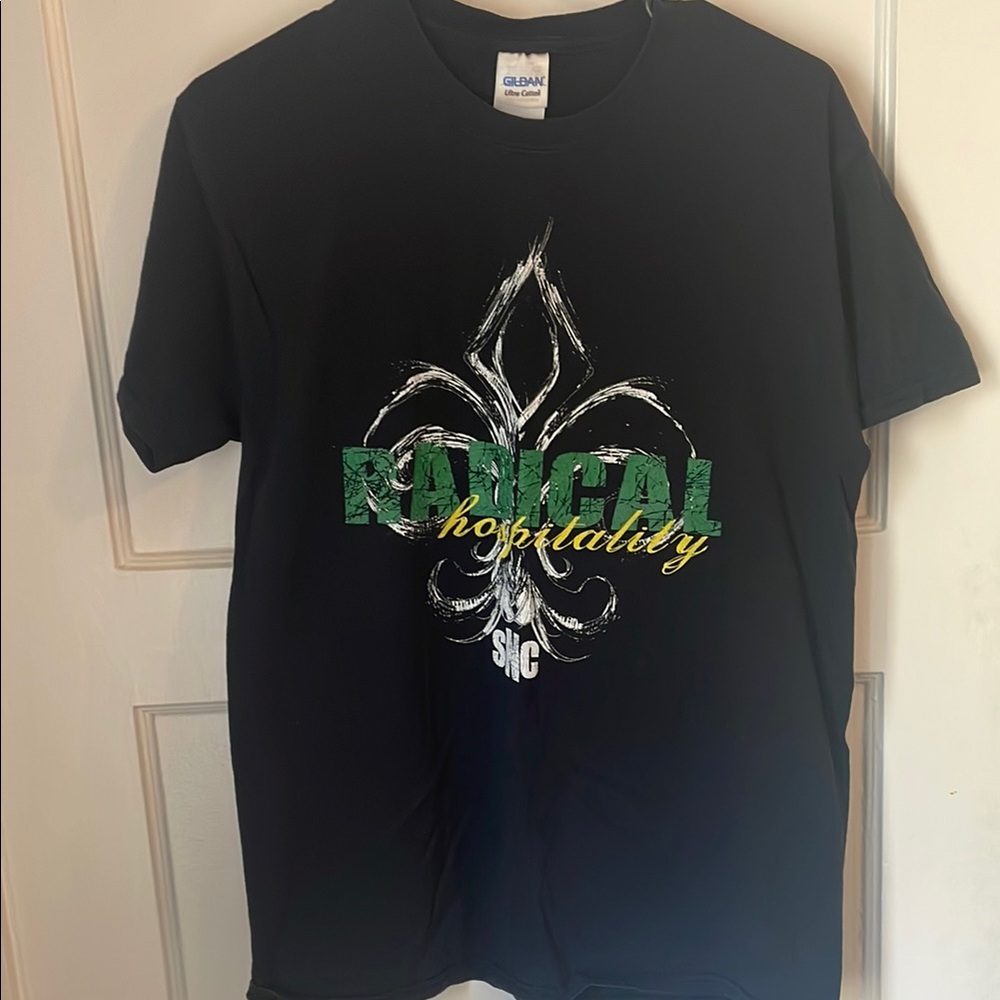Gildan Ultra Cotton Black Tee with Vibrant Graphic